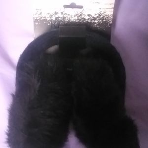 Kensie Ear Muffs w/Built in Speakers